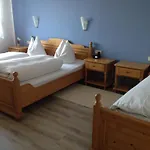 Und Restaurant -gasthaus Zur Pfalz 3*