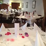 Und Restaurant -gasthaus Zur Pfalz Hockenheim